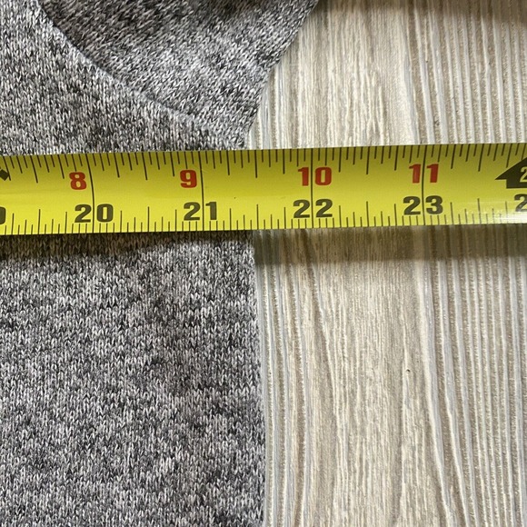 NHL Columbus Blue Jackets Logo Crewneck Pullover Sweatshirt Mens M Gray Blue New - Picture 9 of 11